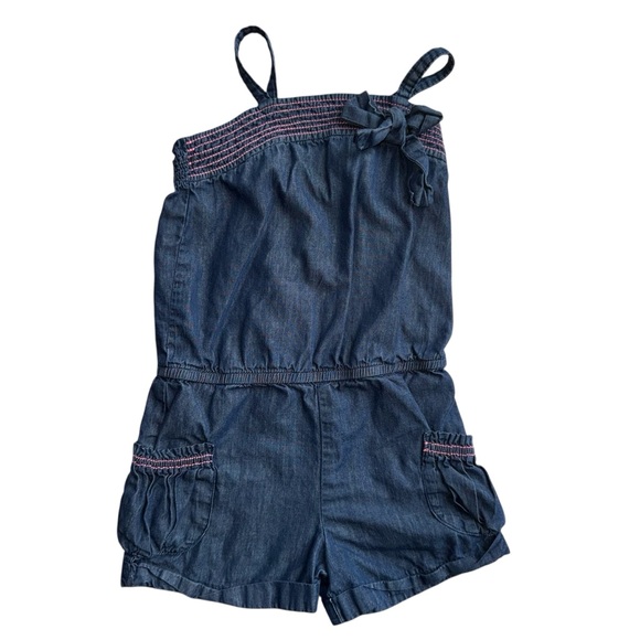 Cherokee Denim Blue Romper Girls Size 4T With Accents Of Bow And Pink Stitching - Picture 1 of 4